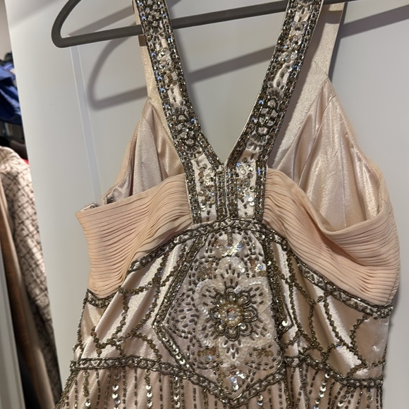 Beautiful 20s vibe beaded dress - Picture 5 of 6